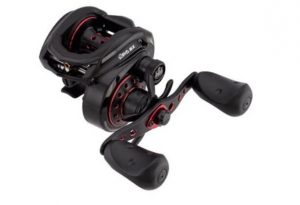 Carrete de pesca de perfil bajo Abu Garcia Revo SX