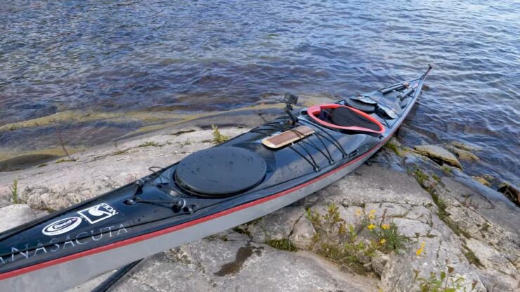 Comparing Fiberglass Kayaks and Plastic Kayaks: Durability, Cost ...